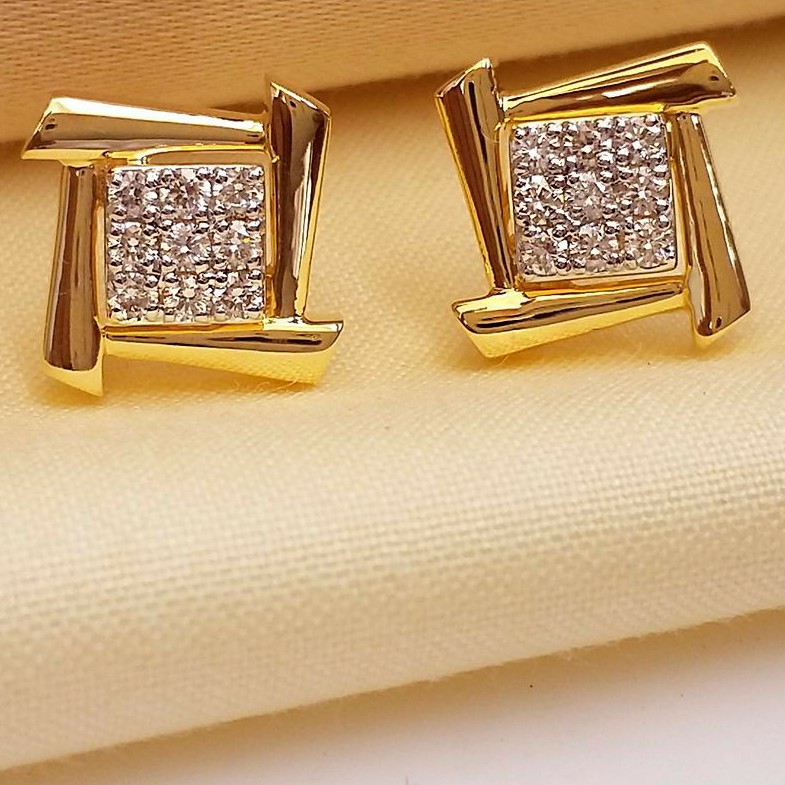 18KT Yellow Gold fancy square casual ware earrings for ladies