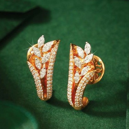 18KT Rose Gold Fancy casual ware J shape earrings for ladies