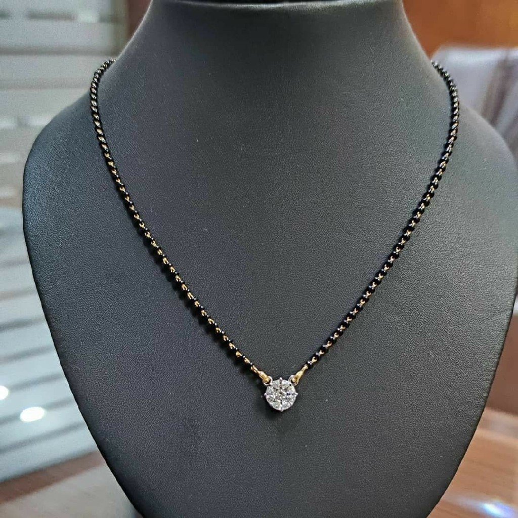 18KT yellow gold Solitaire casual ware mangalsutra for ladies MSG1012