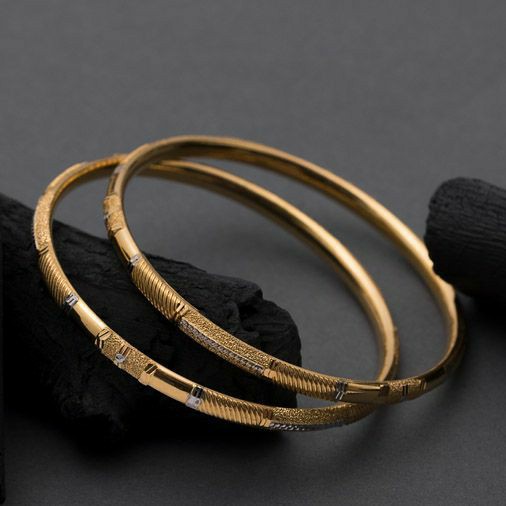 22KT / 916 Gold fancy casual ware Kadli bangle for ladies KKG1006