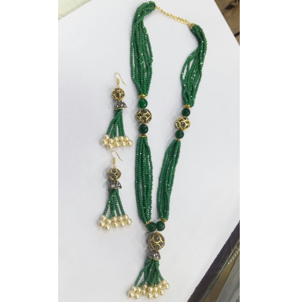 Fancy ArtificiaI Imitation Necklace Set