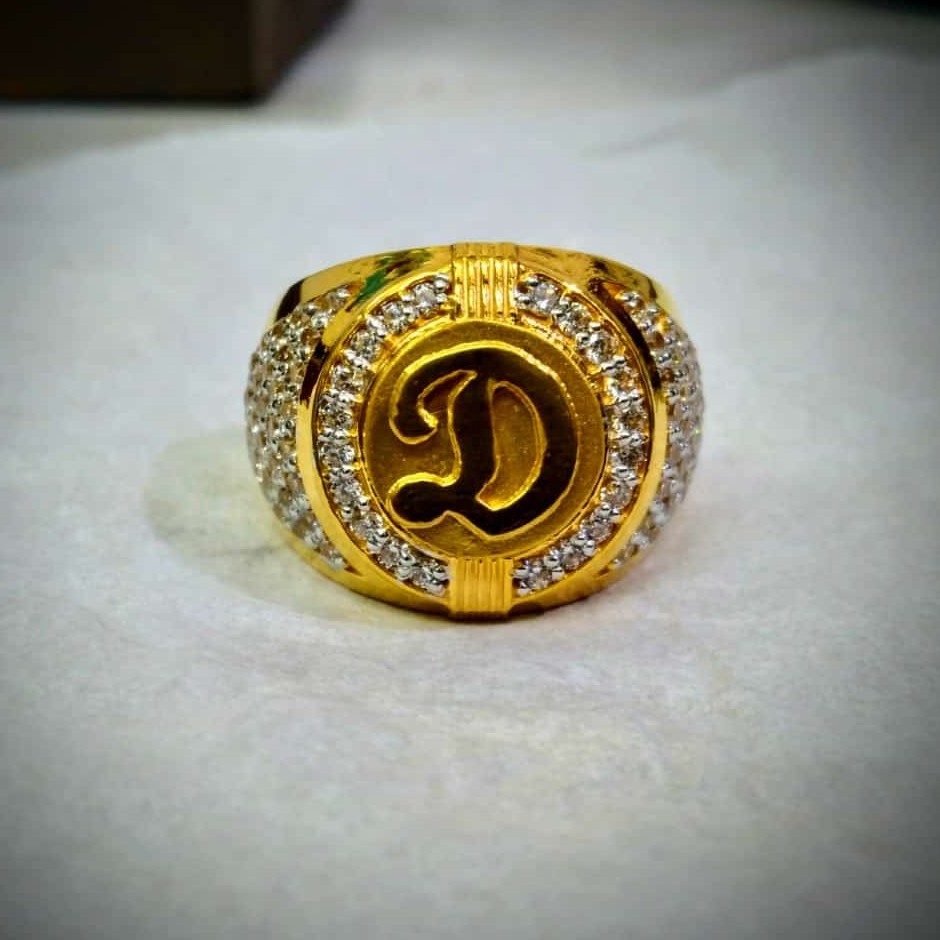 916 Gold Fancy Gent's Ring