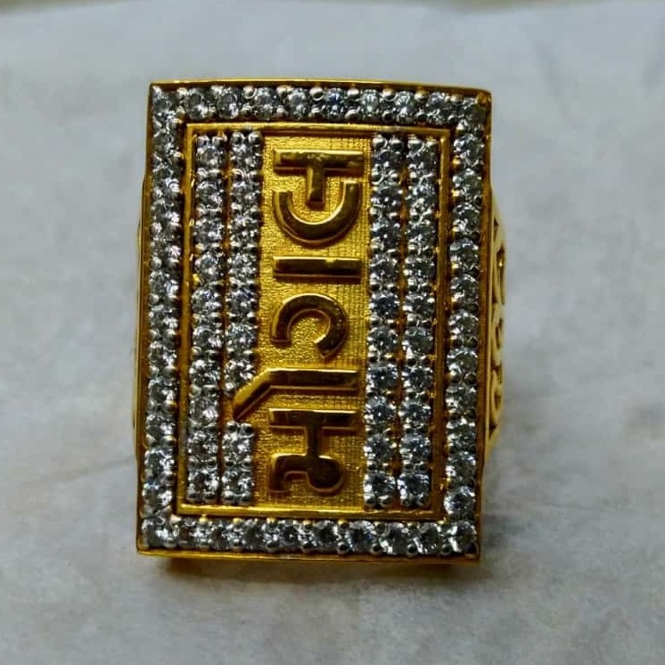 916 Gold Fancy Gent's God Named Ring