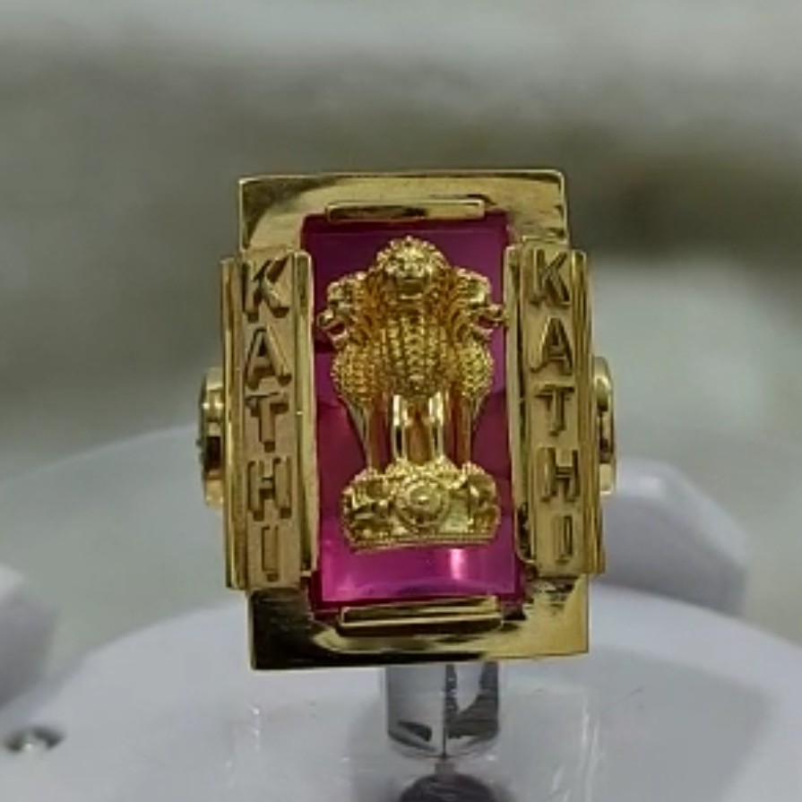 916 gold fancy gent's ring