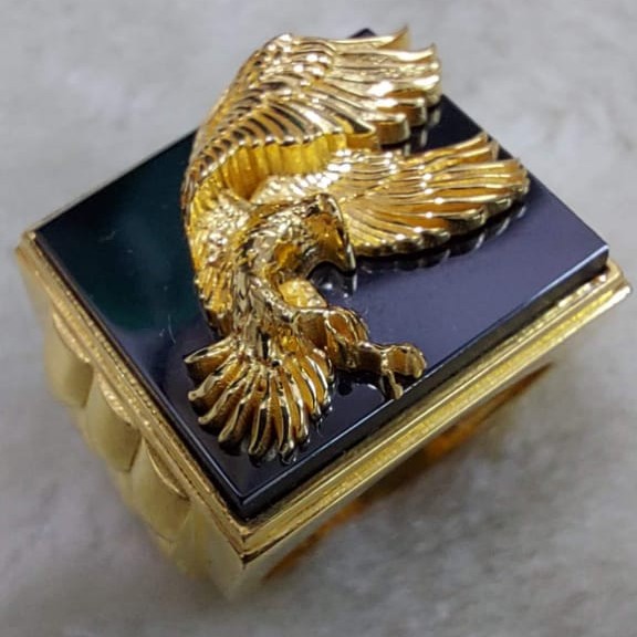 916 Gold Fancy Gent's Eagle Ring