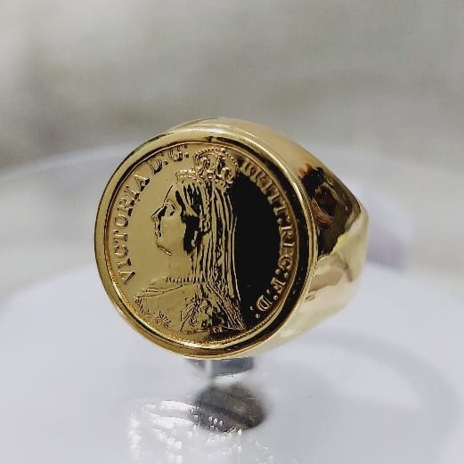 916 Gold Fancy Gent's Ring