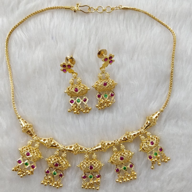 916 Gold ladies Necklace