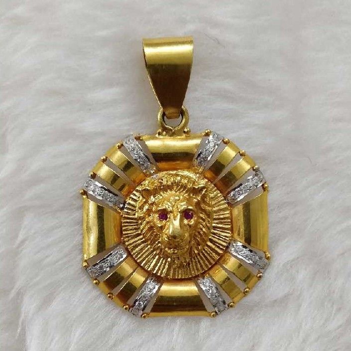 Lion face antique pandant