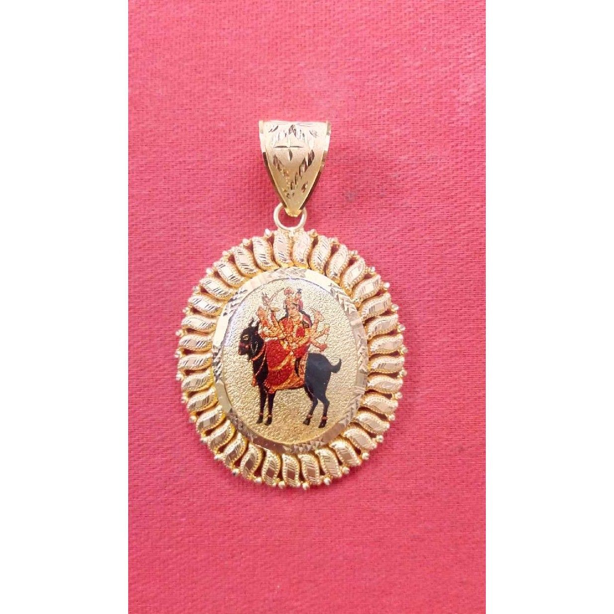 Meladi ma gold pendant