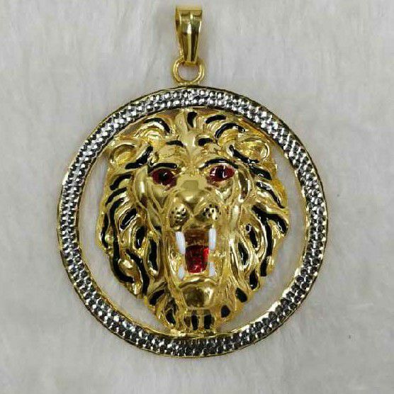 916 Gold Lion Round Pendant