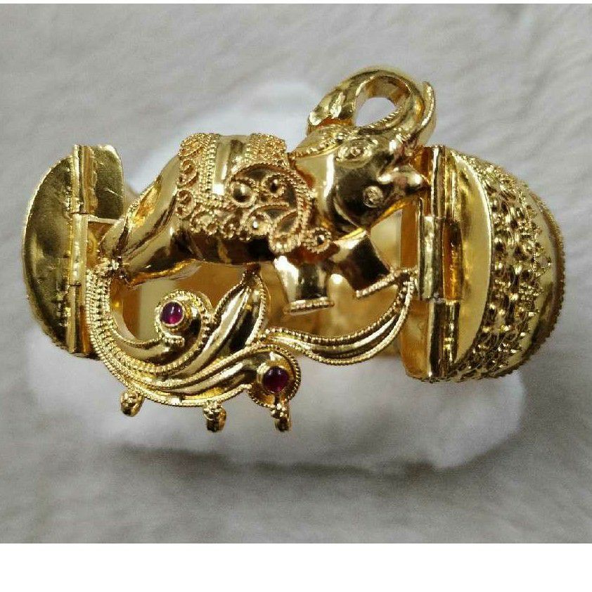 916 Gold Designer Antique Gents Kada