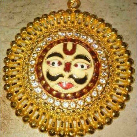 22KT Gold Meenakari Surya Pendant