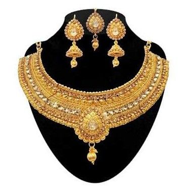 Attractive Modern Necklace Set
