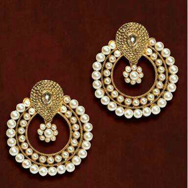 Fancy Pearl Ladies Earrings