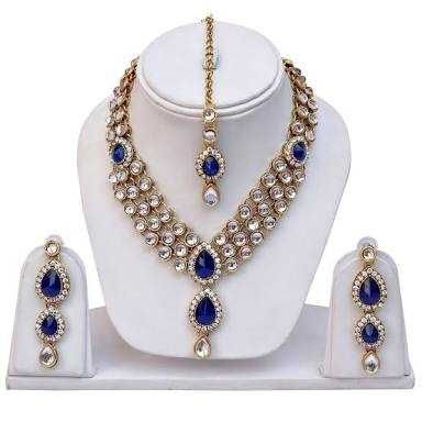 Modern Attractive Necklace Set