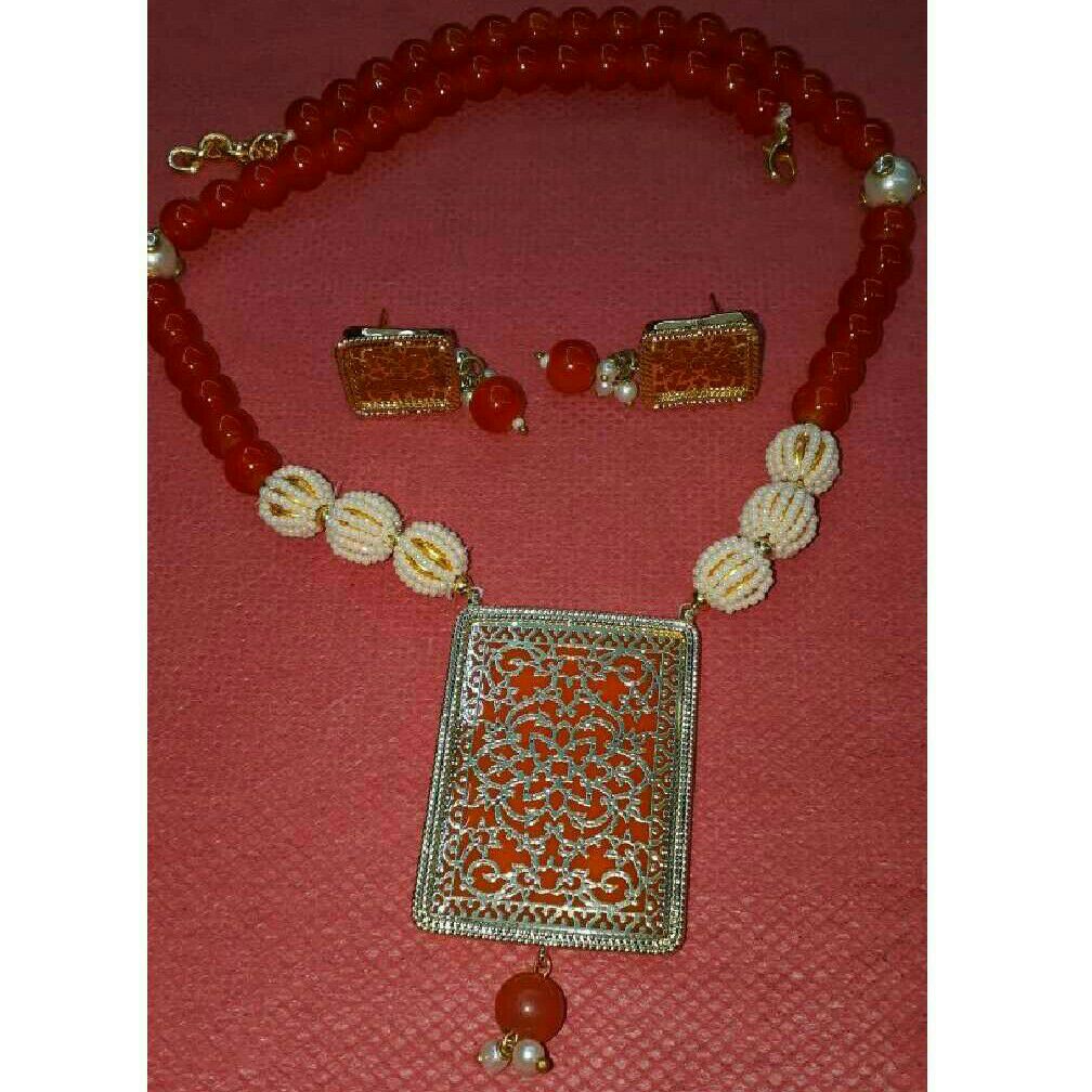 Artificial Attractive Necklace Set