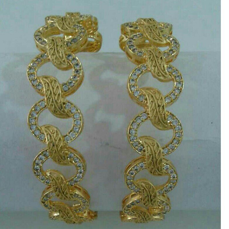 Gold Ladies Modern Fancy Bangle