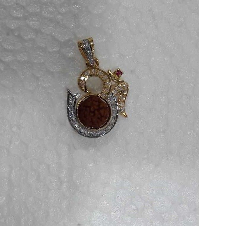 22KT Gold Attractive Rudhraksh Om Pendant