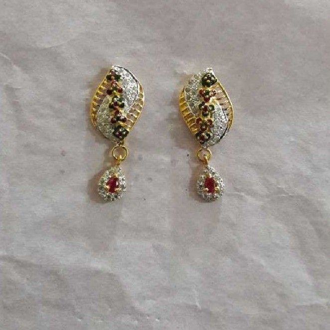 22K / 916 Gold Indian Diamond Earrings