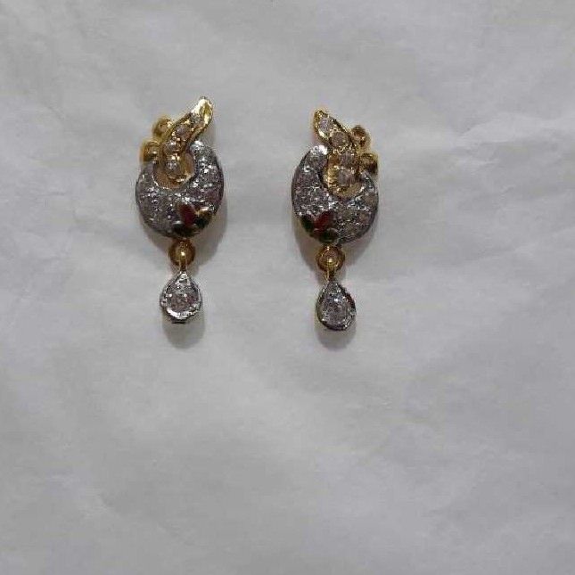 22K / 916 Gold Indian Designer Diamond Earrings