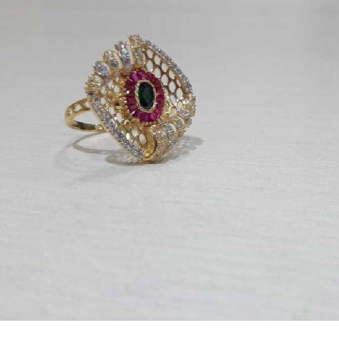 22K / 916 Gold Ladies Indian Diamond Ring