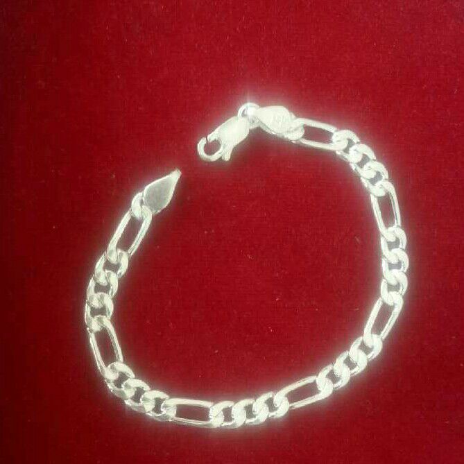 Silver Designer Modern Bracelet