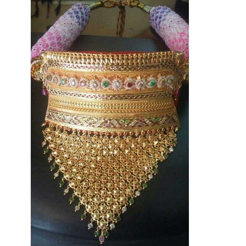 Gold Rajputi Attractive Necklace