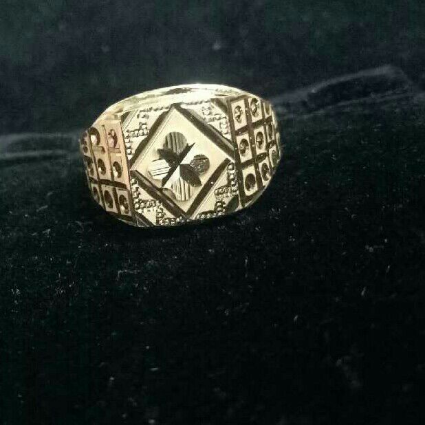 22K / 916 Yellow Handmade Gold Plain Gents Ring