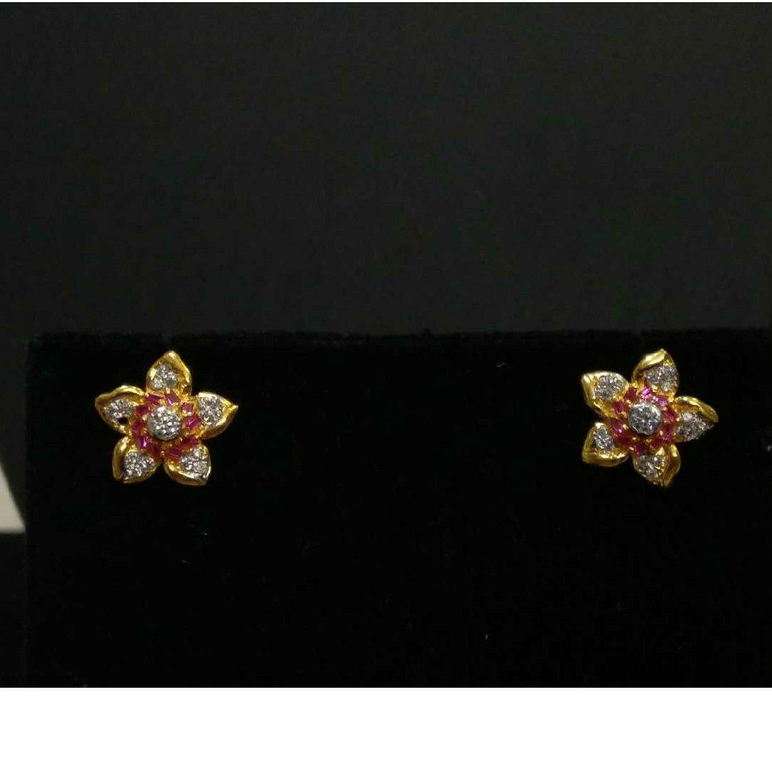 916 Gold Ladies Flower Diamond CZ Tops
