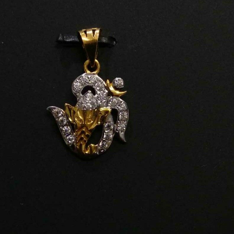 916 Gold Ladies Casting CZ Om Pendant