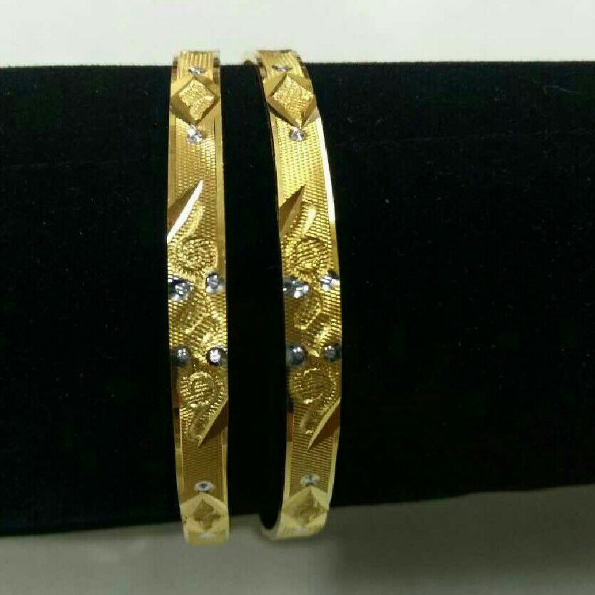 22K / 916 Gold Ladies Machine Cut Khila Bangle