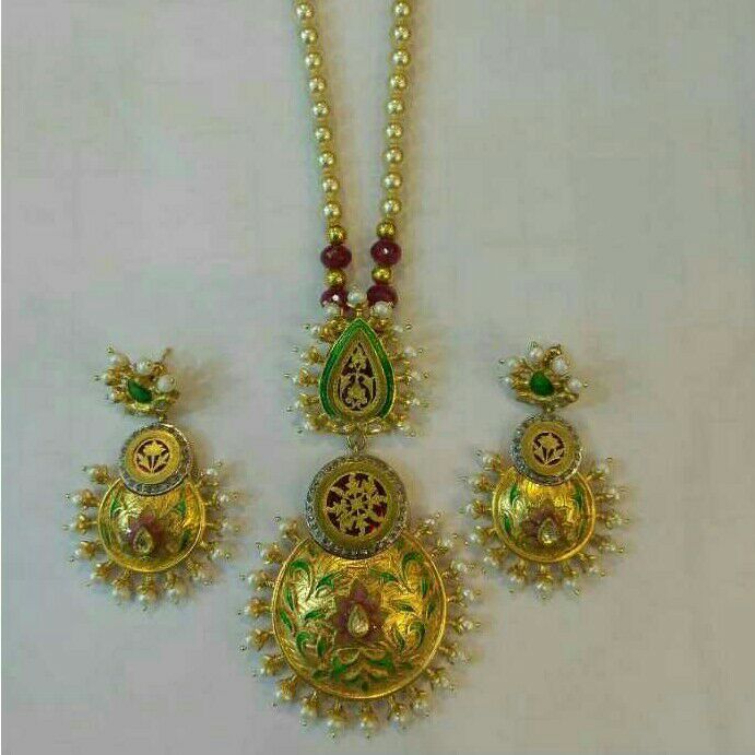 Designer Pendants Set