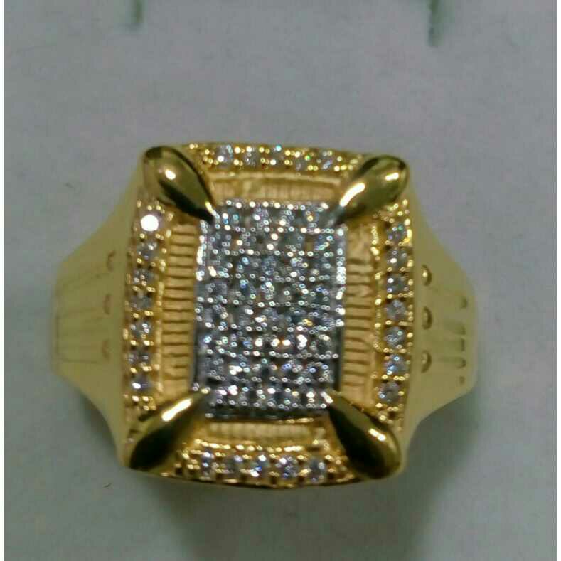 22K / 916 Classic Gold Attractive Diamond CZ Ring