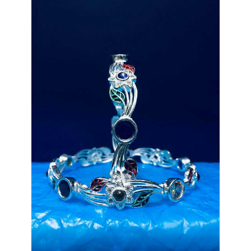 Silver Attractive  Bangle