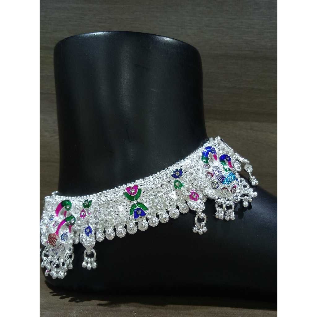 Trendy Silver D Payal