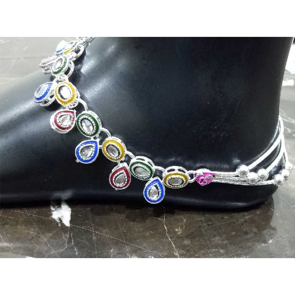 Attractive  Silver Payal