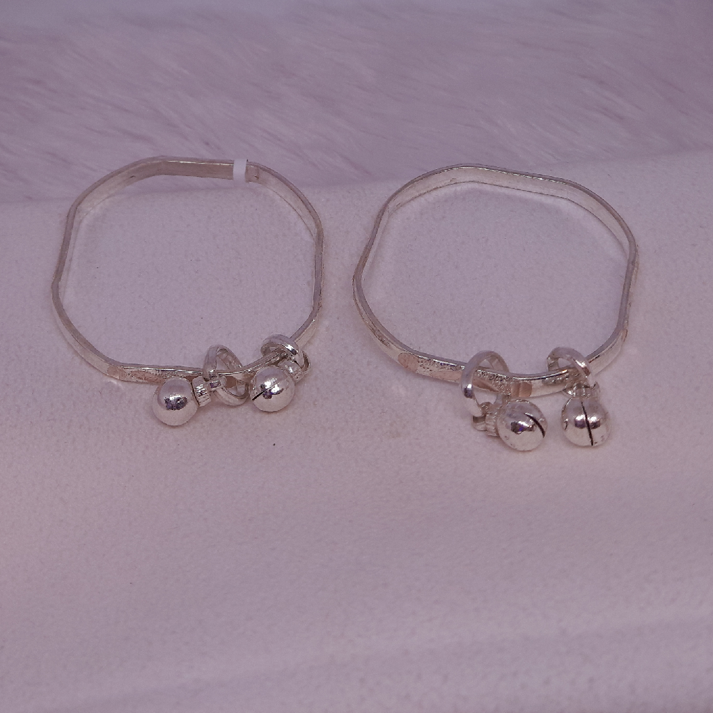Plain Silver kada