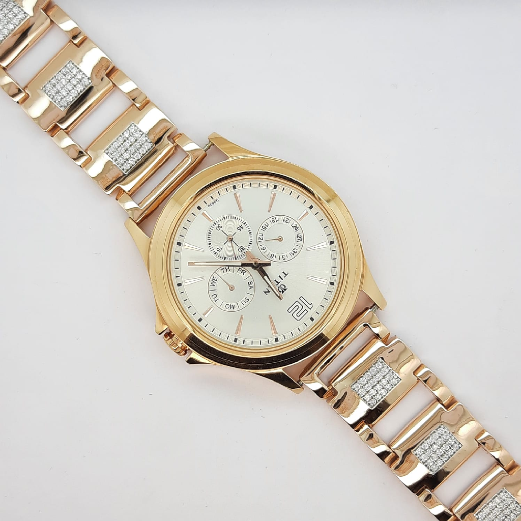 rose gold With Diamond watch
