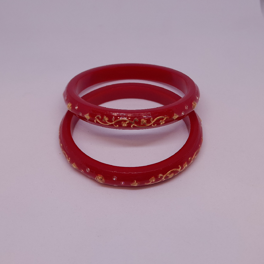 Red color running chudi
