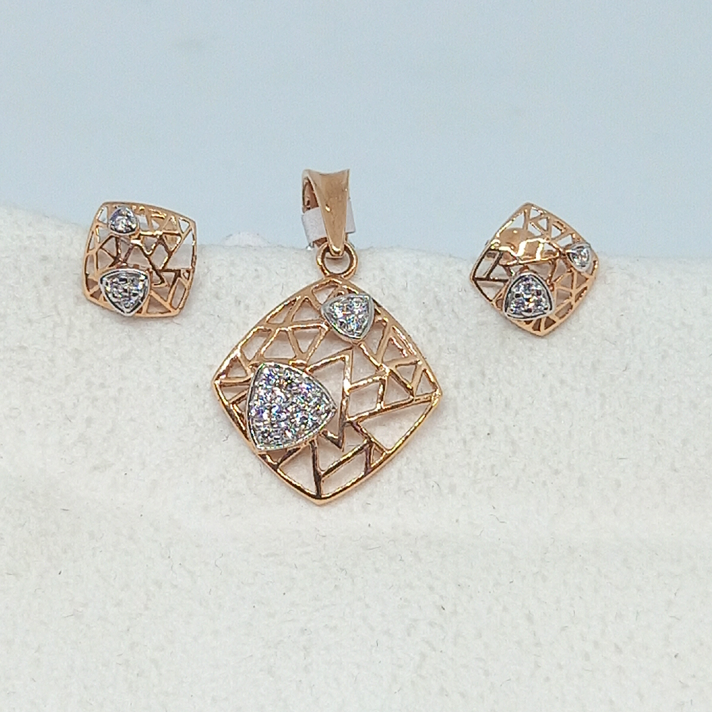 18 kt ladies pendant set