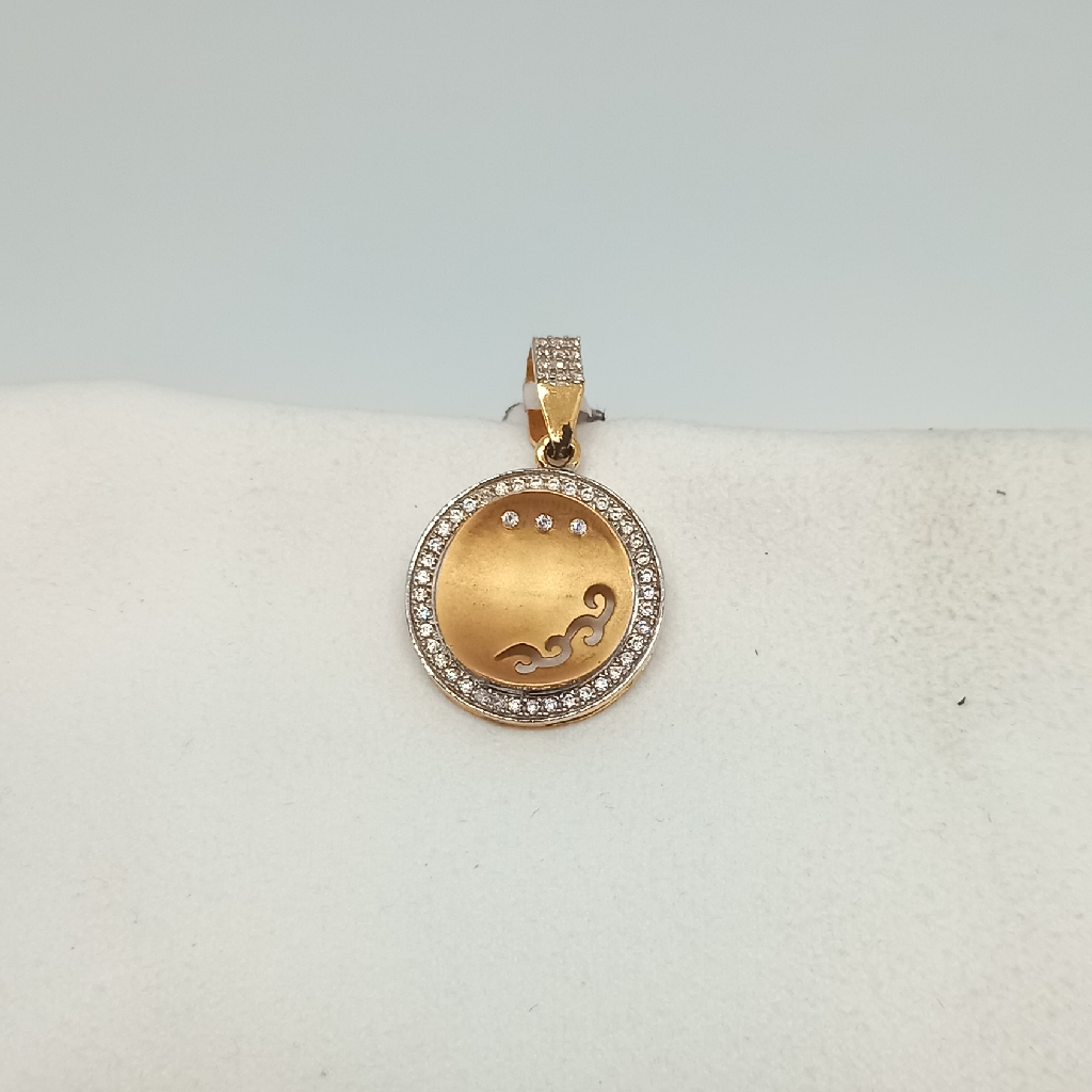 18kt pendants