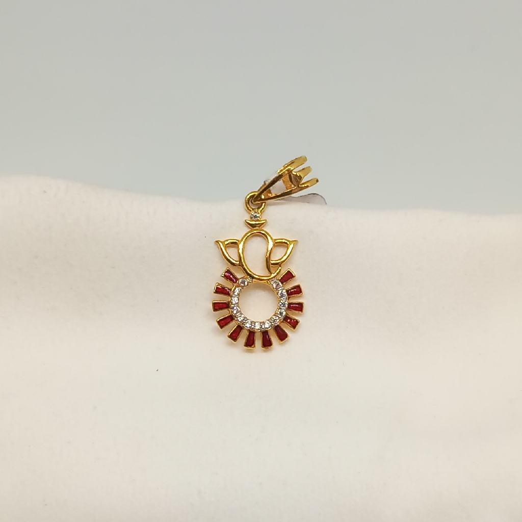 18kt pendants