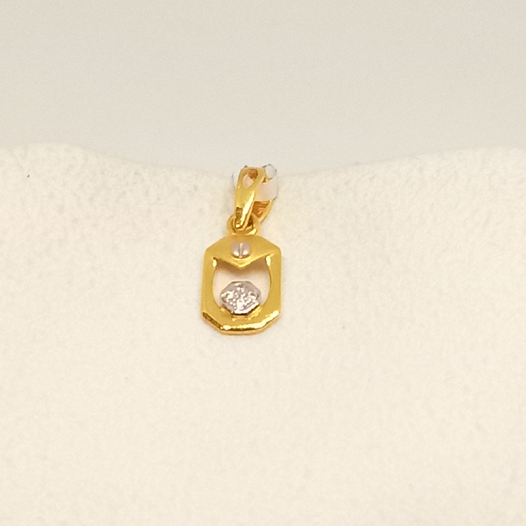 18kt pendants