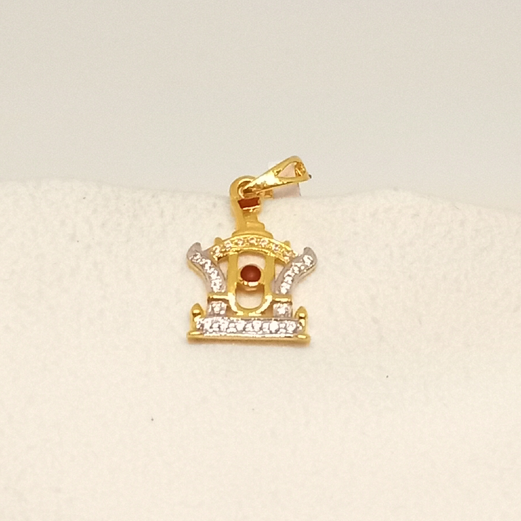 18kt pendants