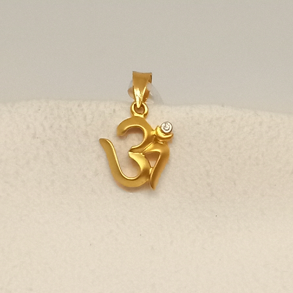18kt pendants