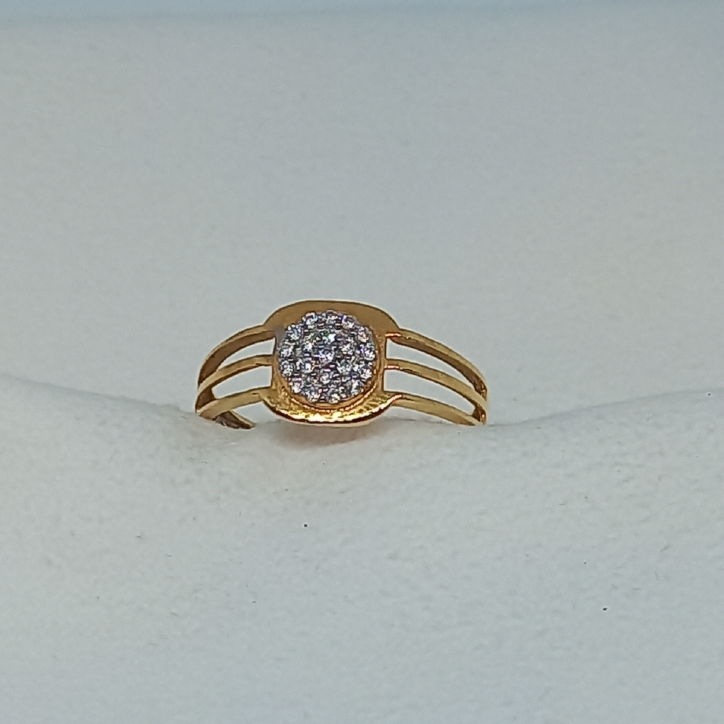18Kt Gold Gents Ring