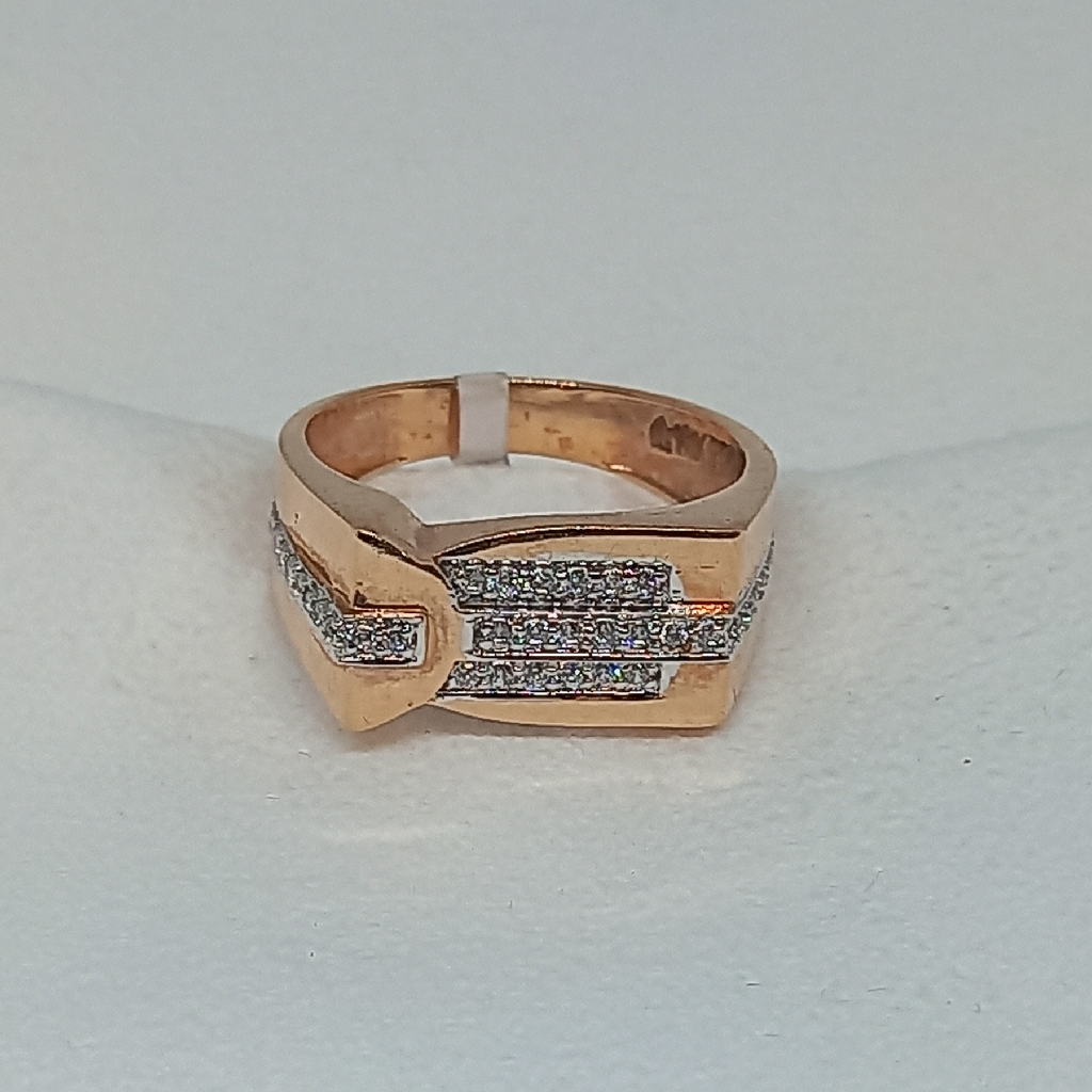 18Kt Gold Gents Ring