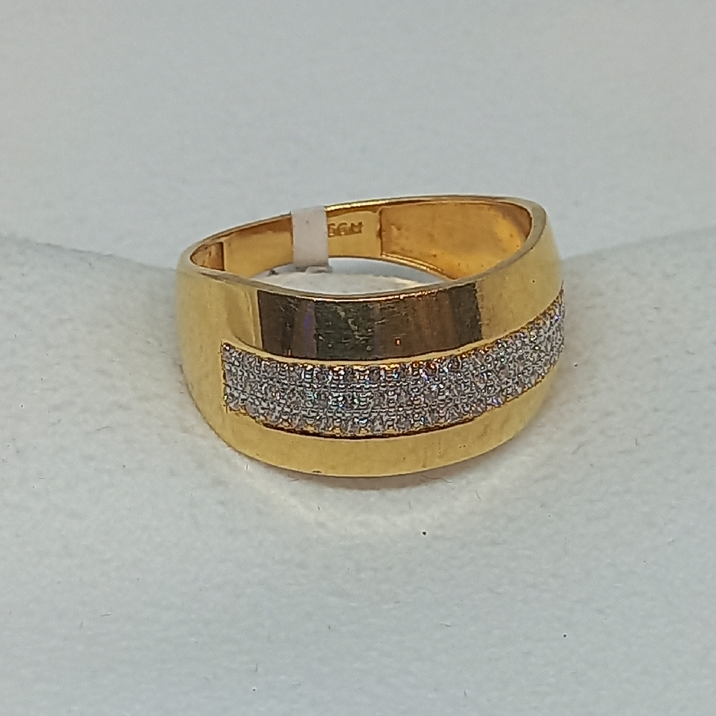 18Kt Gold Gents Ring