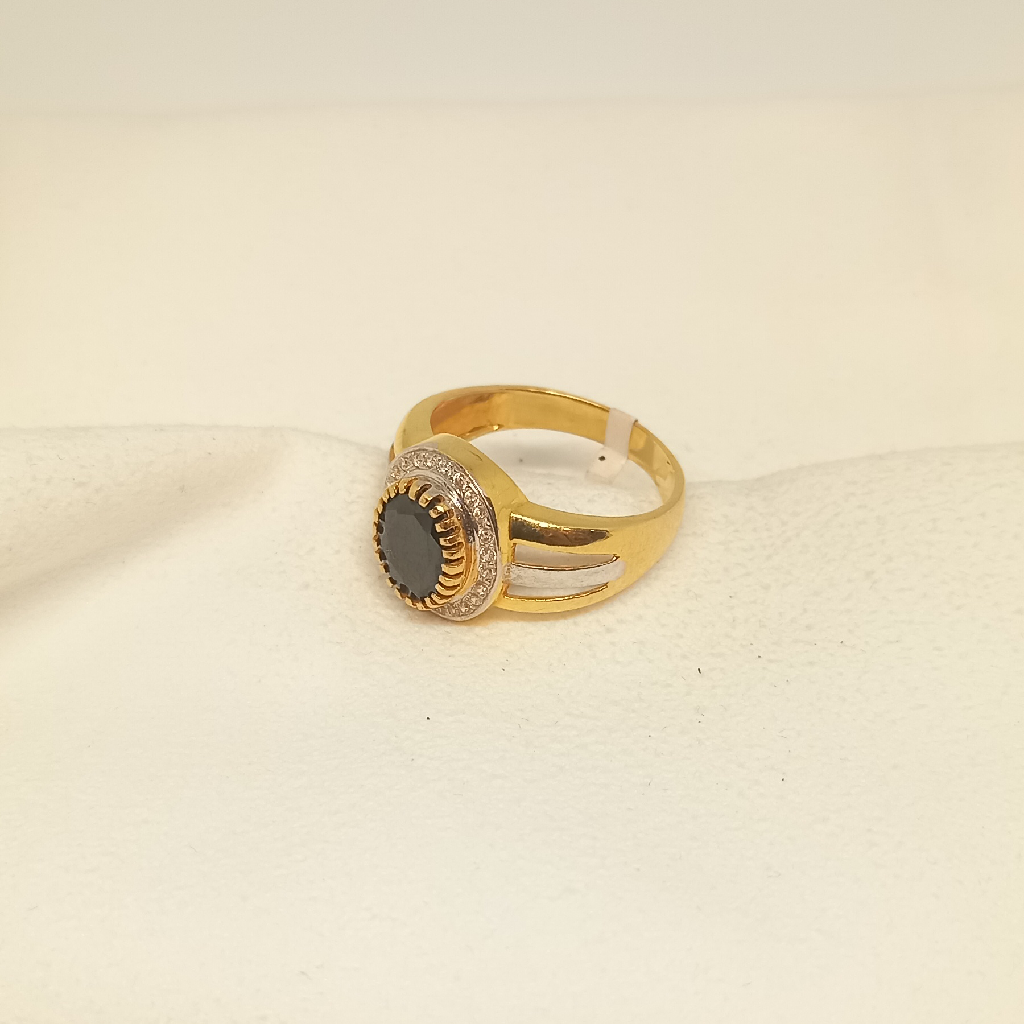 18kt Gents Ring