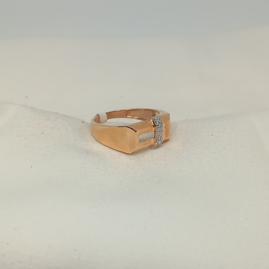 18Kt Gold Gents Ring